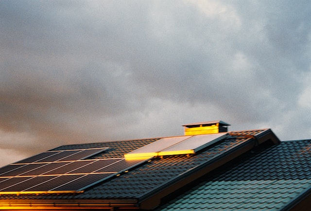 You are currently viewing How Many Solar Panels Does it Take to Power Your Home?