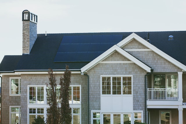 You are currently viewing Rooftop Solar Panels: Generating Green Energy For Your Home